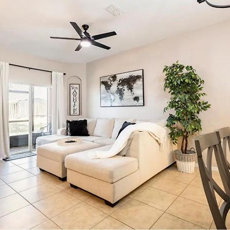 Resort With Lazy River Townhome Davenport Bagian luar foto