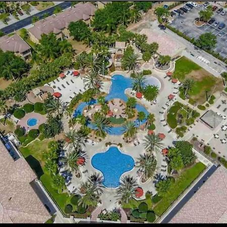 Resort With Lazy River Townhome Davenport Bagian luar foto