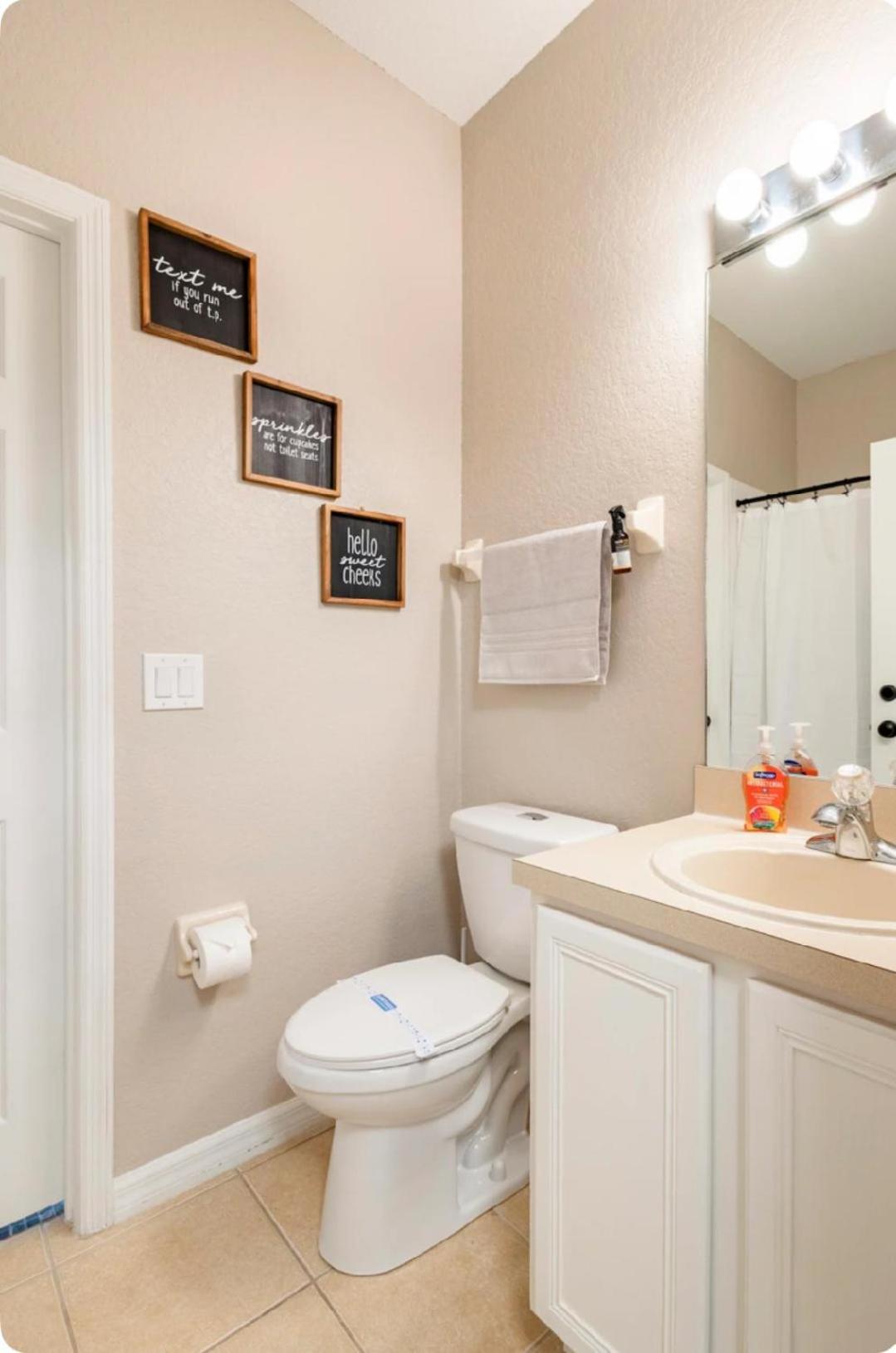 Resort With Lazy River Townhome Davenport Bagian luar foto